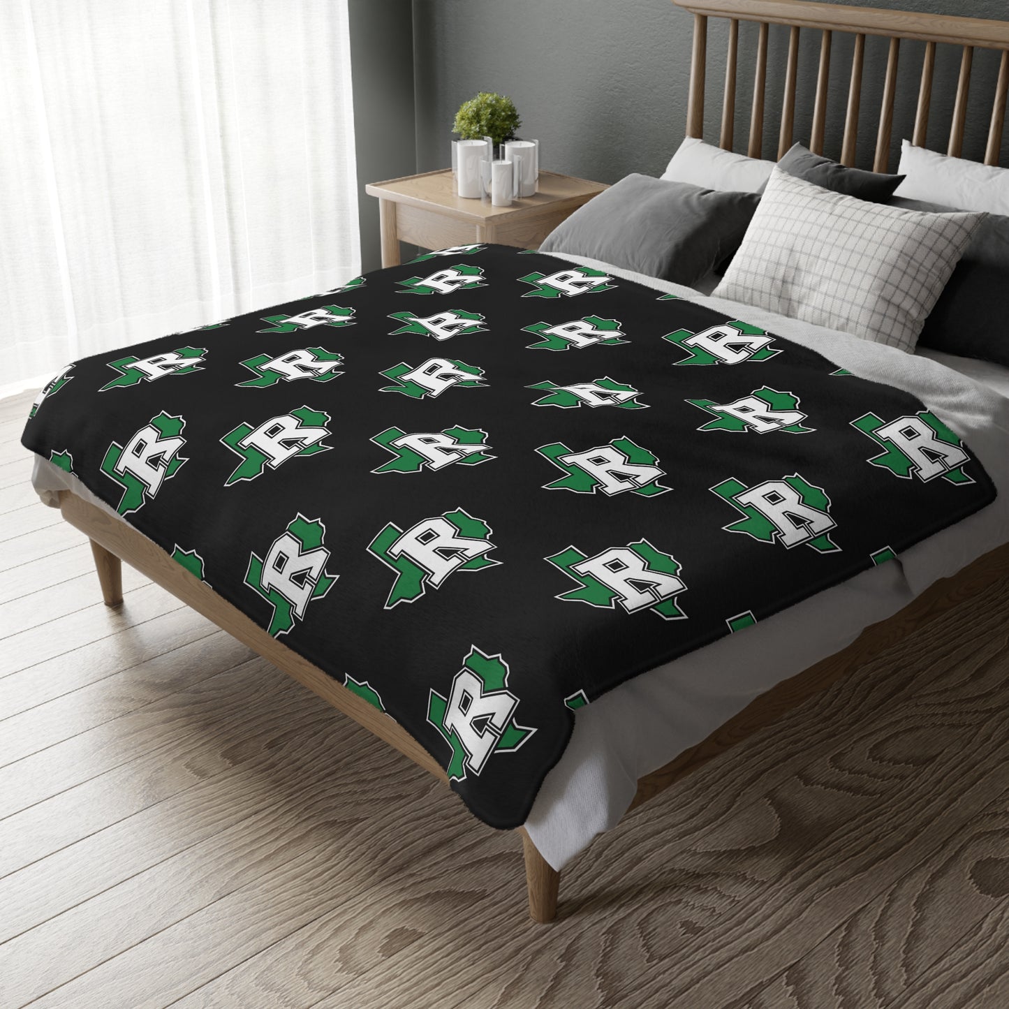 Texas R Pattern Velveteen Microfiber Blanket – Repeating Logo Throw